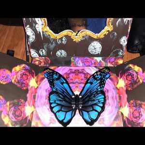 Alice Through The Looking Glass Palette